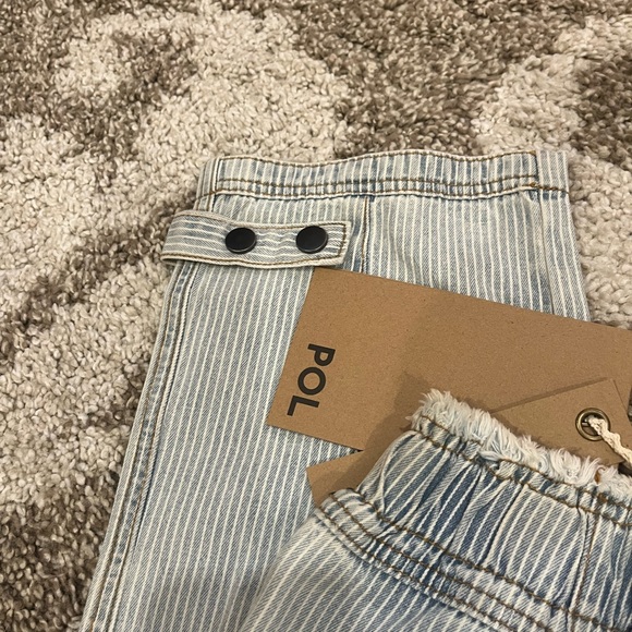 POL Blue and White Striped Pants - Picture 5 of 7